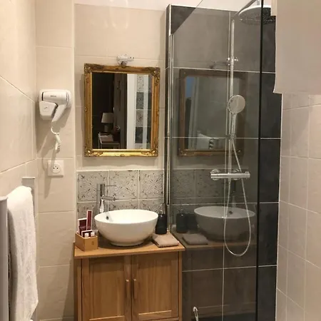 O'hospices : Coeur De Apartment